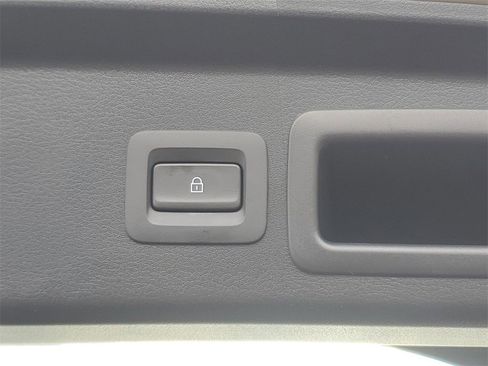 Used 2025 MAZDA CX-30 Carbon image 11