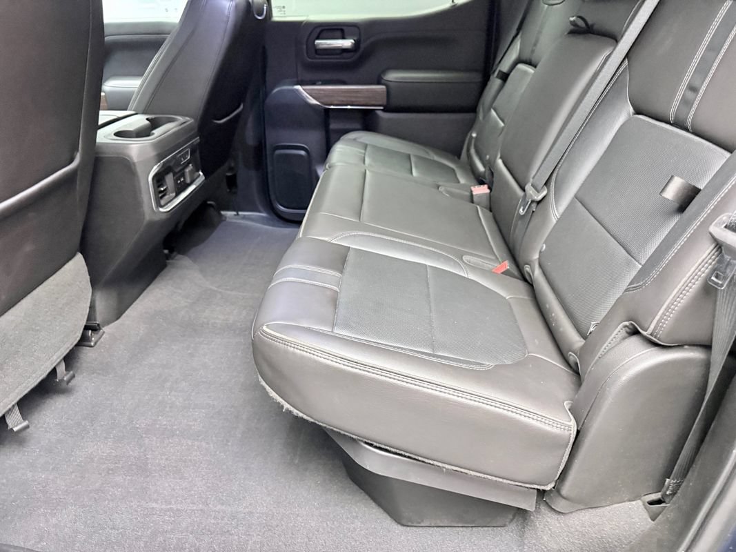 Used 2019 Chevrolet Silverado 1500 High Country w/ Technology Package AWD/4WD image 14