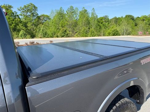 Used 2021 Ford F350 Platinum w/ Tremor Off-Road Package image 15