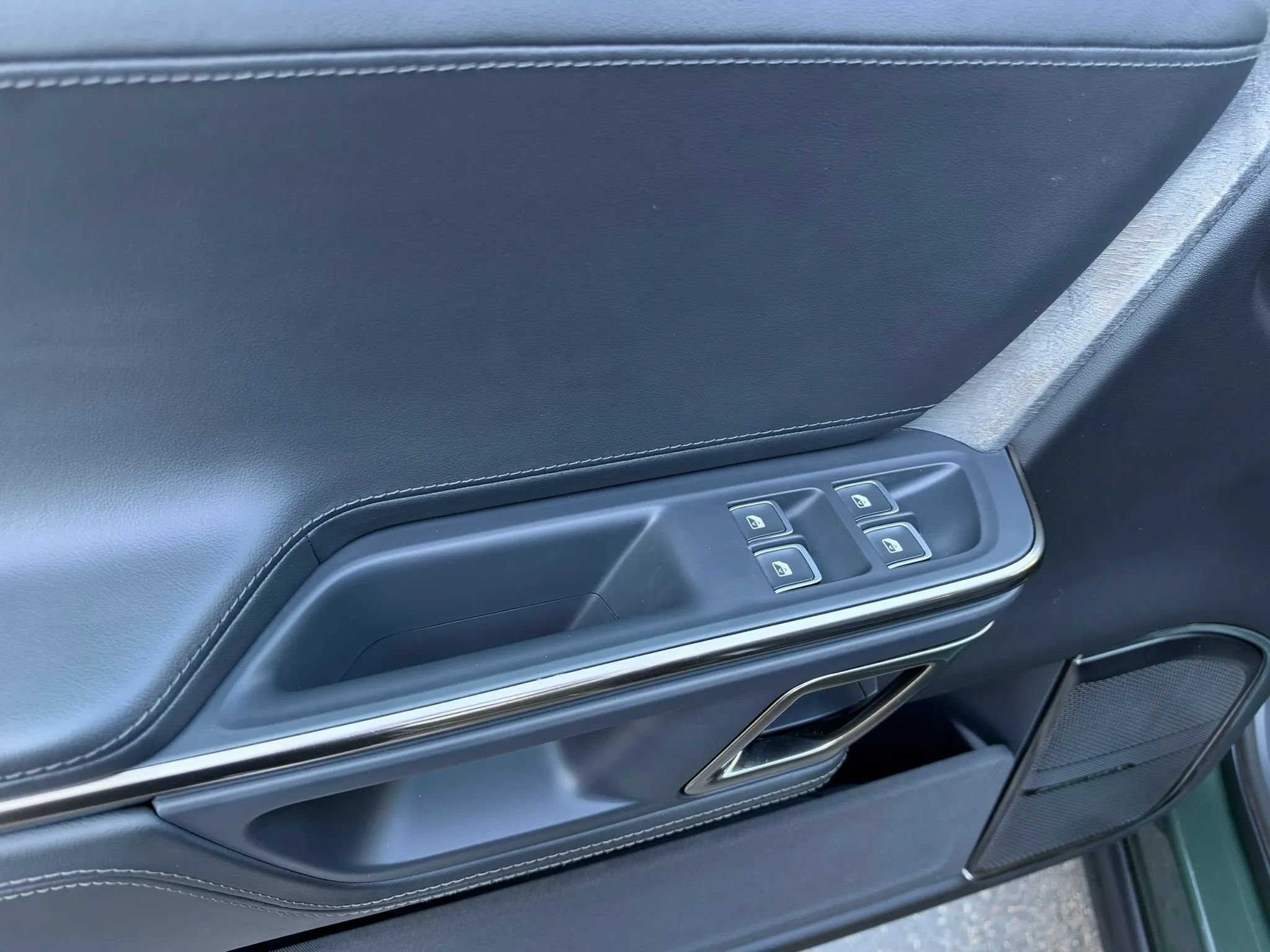 Used 2022 Rivian R1T Adventure AWD/4WD image 38