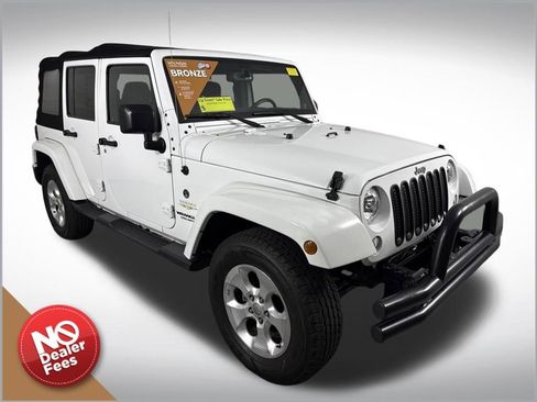 Used 2014 Jeep Wrangler Unlimited Sahara image 1