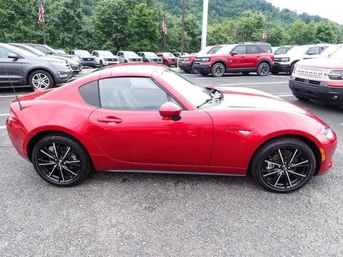 Used 2025 MAZDA MX-5 Miata RF Grand Touring RWD image 9