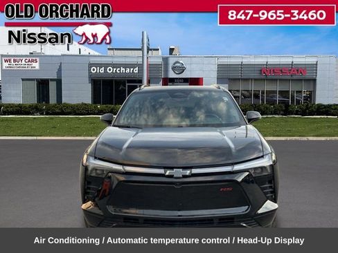Used 2025 Chevrolet Blazer EV RS AWD/4WD image 2