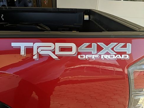 Used 2023 Toyota Tacoma TRD Off-Road image 10