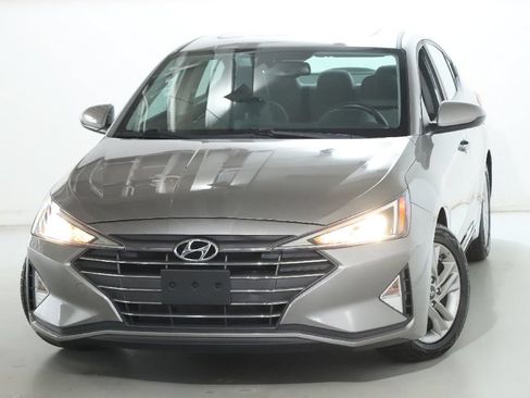 Used 2020 Hyundai Elantra Value Edition w/ Cargo Package (C1) FWD image 3