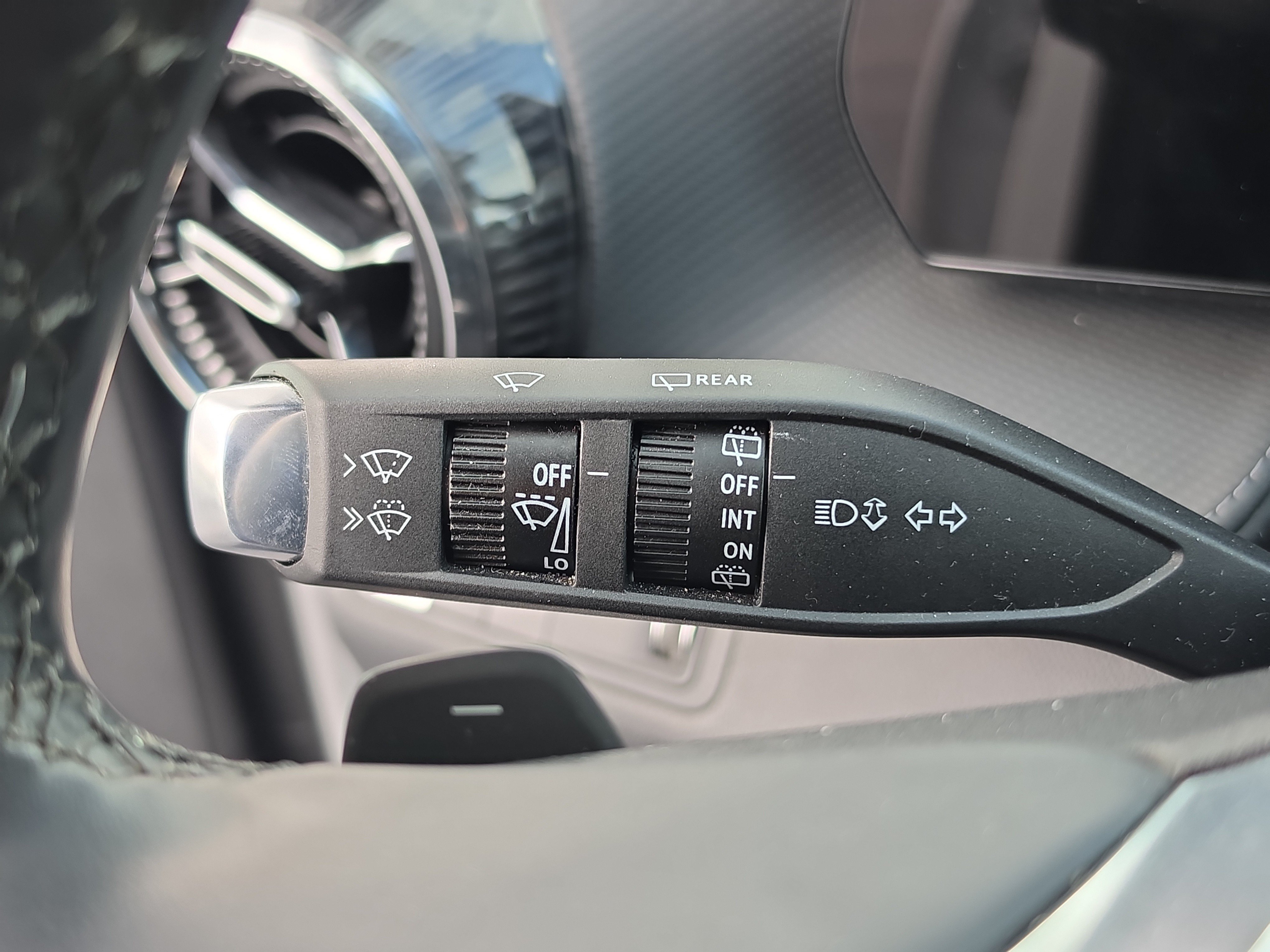 Certified 2026 Chevrolet Equinox LT w/ Convenience Package II FWD image 18