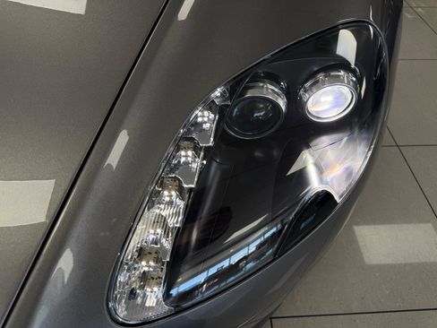 Used 2014 Aston Martin V8 Vantage Coupe image 20