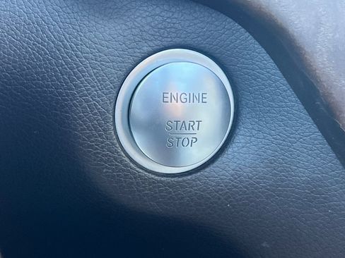 Used 2017 Mercedes-Benz GLE 350 4MATIC image 23