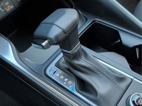New 2026 Kia Sorento LX FWD image 24