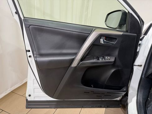 Used 2017 Toyota RAV4 XLE image 15