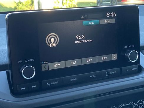 Used 2024 Honda Accord EX image 42