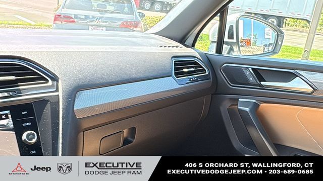 Used 2023 Volkswagen Tiguan SE AWD/4WD image 20