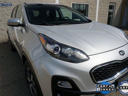 Used 2021 Kia Sportage LX image 7