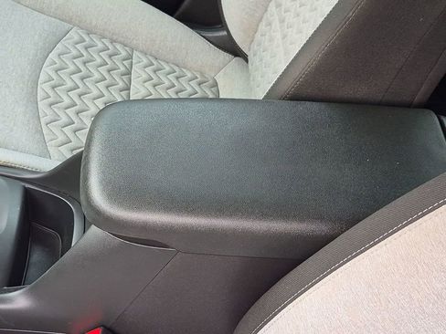 Used 2022 Chevrolet Equinox LS w/ Driver Confidence II Package image 20