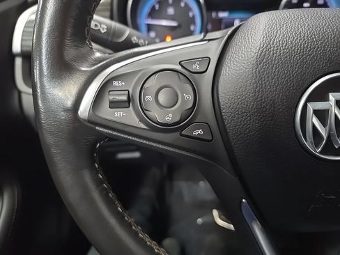 Used 2018 Buick Envision Essence AWD/4WD image 20
