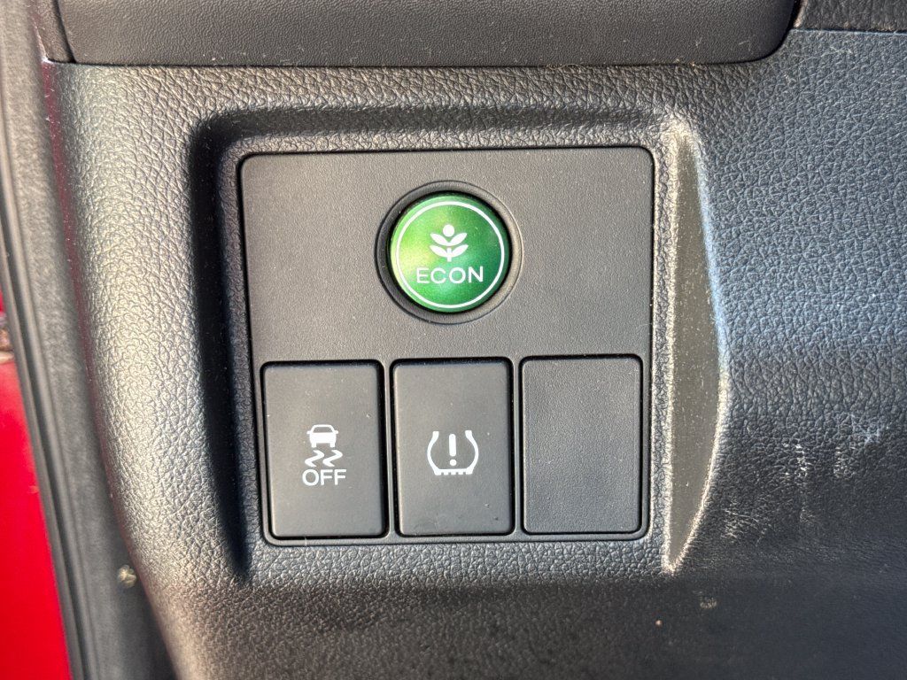 Used 2016 Honda HR-V EX image 31