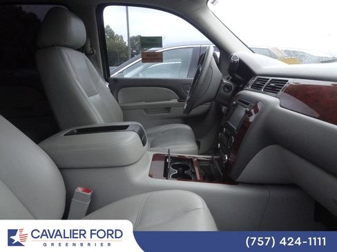 Used 2013 Chevrolet Tahoe LTZ AWD/4WD image 9