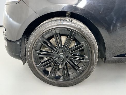 Certified 2023 Land Rover Range Rover Autobiography image 36