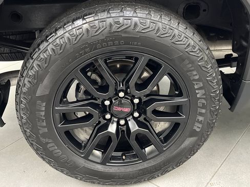 Used 2024 GMC Sierra 1500 Elevation AWD/4WD image 71