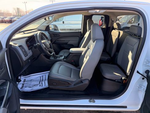 Used 2022 Chevrolet Colorado W/T w/ WT Convenience Package image 13