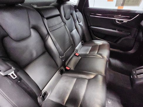 Used 2018 Volvo S90 T5 Momentum w/ Protection Package image 20