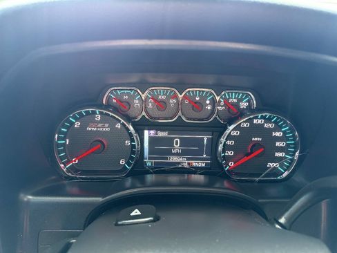 Used 2015 Chevrolet Silverado 1500 LT AWD/4WD image 17