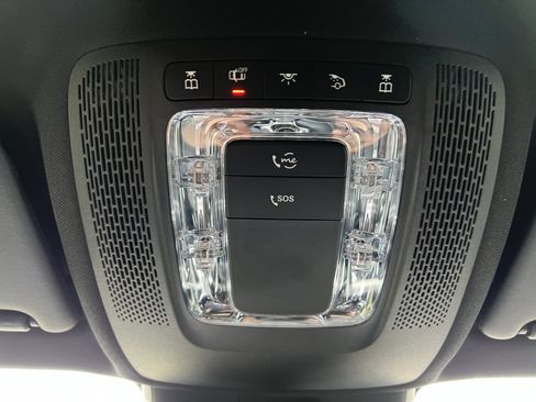 Certified 2025 Mercedes-Benz GLB 250 4MATIC image 28