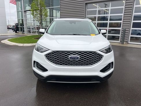 Used 2023 Ford Edge SEL AWD/4WD image 2