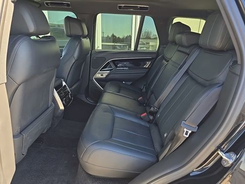 Certified 2023 Land Rover Range Rover SE image 8