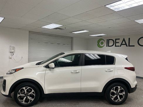 Used 2021 Kia Sportage LX image 8
