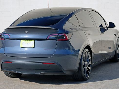 Used 2022 Tesla Model Y Performance AWD/4WD image 52
