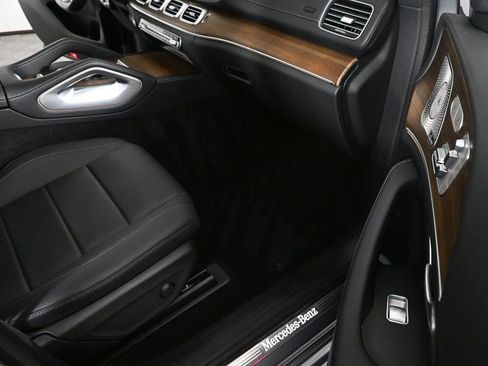 Used 2025 Mercedes-Benz GLS 450 GLS 450 image 23