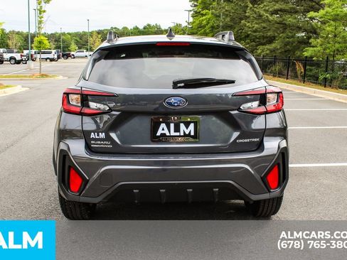 Used 2025 Subaru Crosstrek 2.5i Premium AWD/4WD image 10