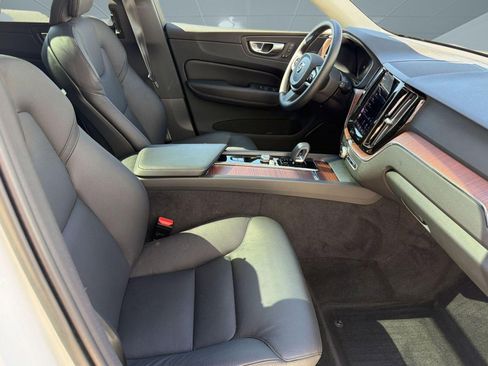Certified 2023 Volvo XC60 B5 Plus w/ Protection Package Premier FWD image 30