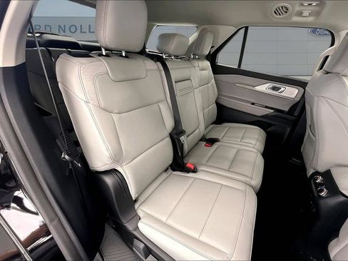 New 2026 Ford Explorer Active w/ Active Comfort Package AWD/4WD image 10
