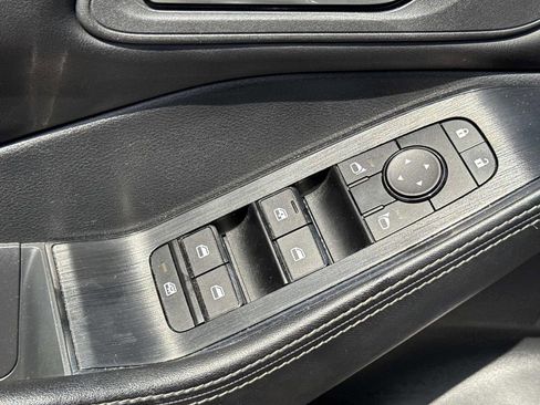 Certified 2024 Nissan Rogue SV FWD image 20