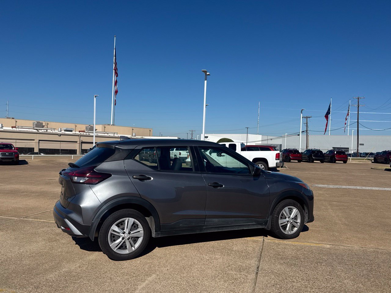 Certified 2021 Nissan Kicks S FWD image 37