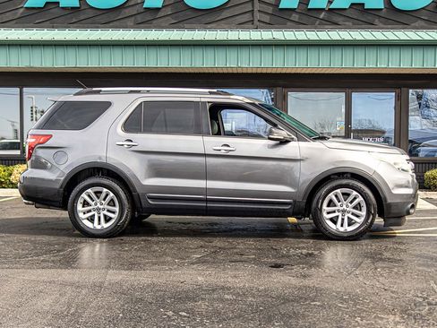 Used 2011 Ford Explorer XLT w/ 202A Rapid Spec Order Code image 9