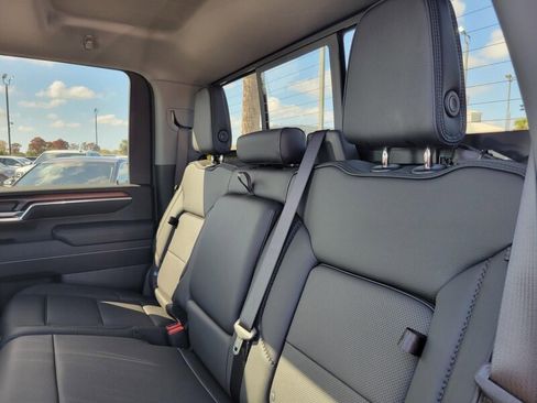 New 2026 GMC Sierra 2500 Denali w/ Denali Reserve Package image 28