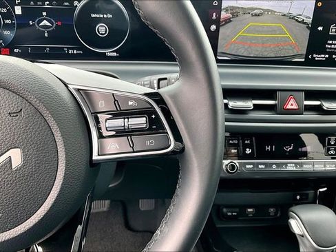 Certified 2024 Kia Seltos EX image 17