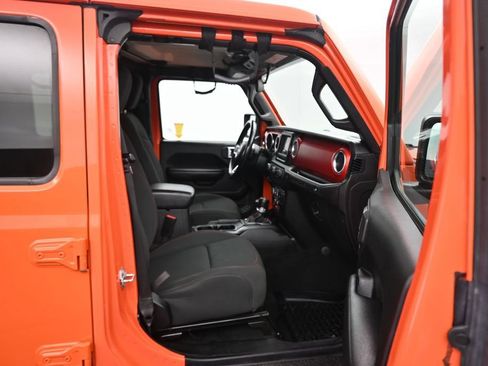 Used 2020 Jeep Wrangler Unlimited Rubicon AWD/4WD image 36