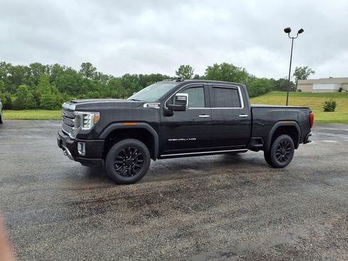 Used 2021 GMC Sierra 2500 Denali w/ Denali Black Diamond Edition AWD/4WD image 38