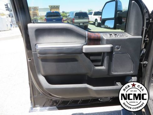 Used 2017 Ford F450 Platinum w/ FX4 Off-Road Package AWD/4WD image 21