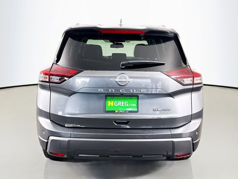 Used 2024 Nissan Rogue SL image 8