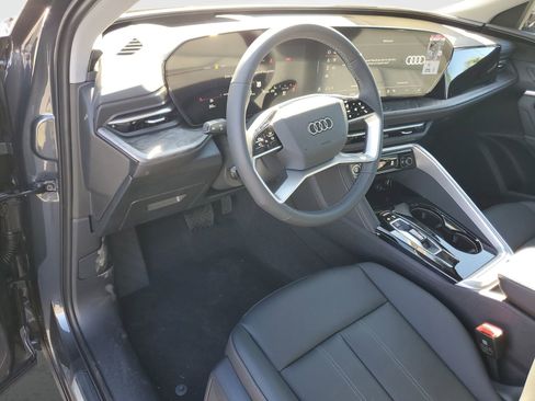 New 2025 Audi Q5 Premium Plus image 18