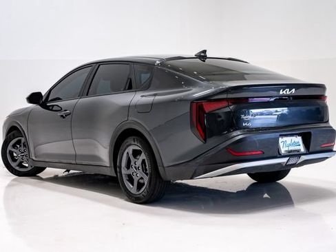 Used 2025 Kia K4 FWD image 32