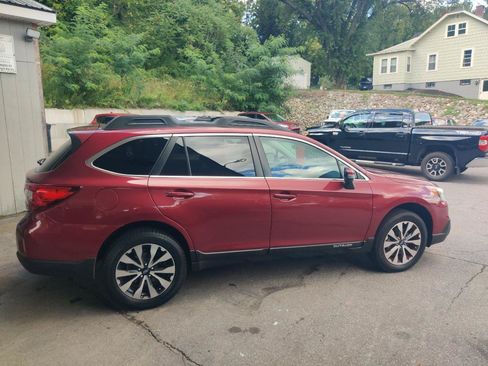 Used 2016 Subaru Outback 2.5i Limited AWD/4WD image 7