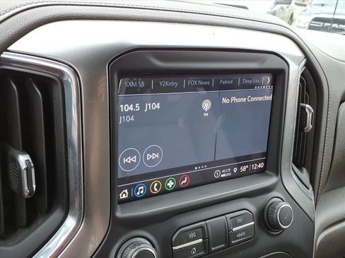 Used 2021 Chevrolet Silverado 1500 LT Trail Boss w/ LT Trail Boss Premium Package image 19