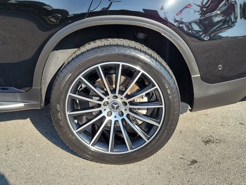 Used 2022 Mercedes-Benz GLC 300 4MATIC Coupe image 30