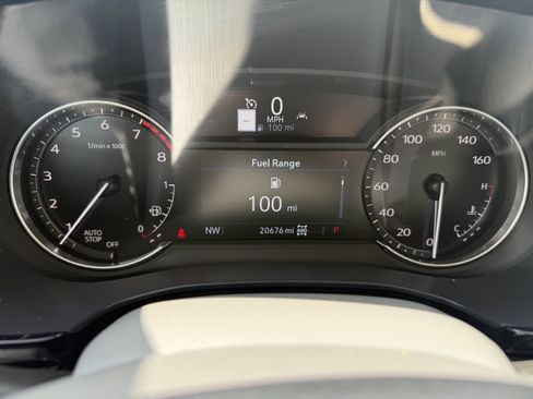 Used 2024 Cadillac XT6 Premium Luxury w/ LPO, Floor Liner Package AWD/4WD image 6